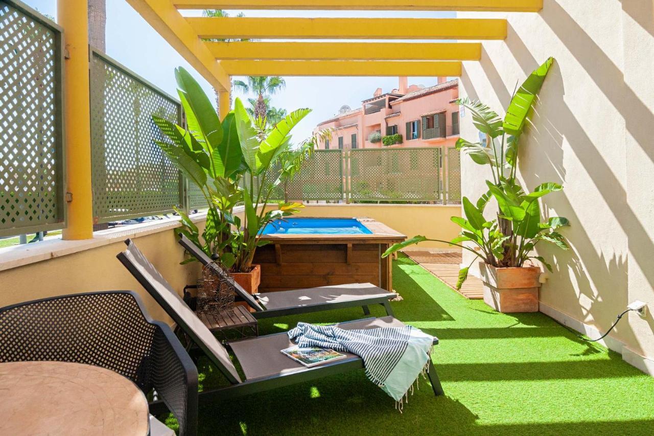 Polo Royale Waterfront Luxury Apt - 3 Terraces And Pool Sotogrande Exteriör bild