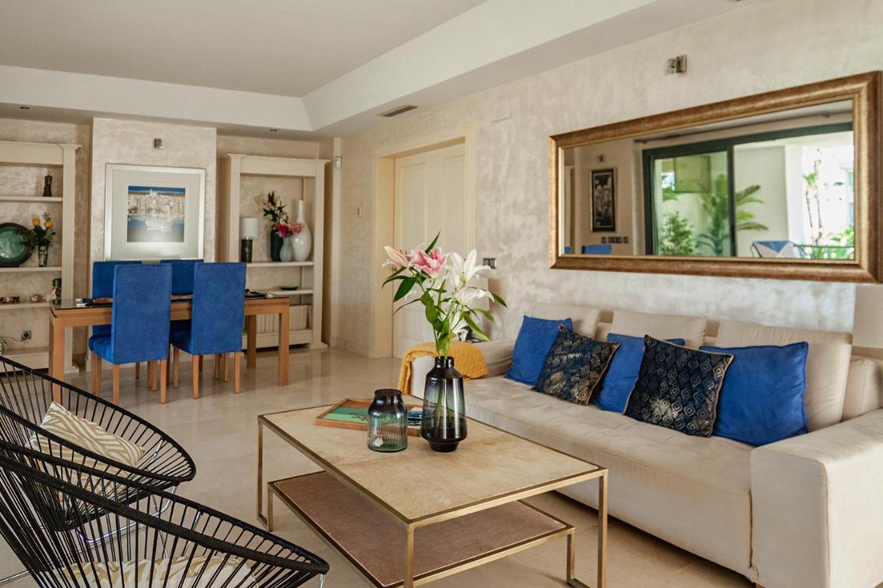 Polo Royale Waterfront Luxury Apt - 3 Terraces And Pool Sotogrande Exteriör bild